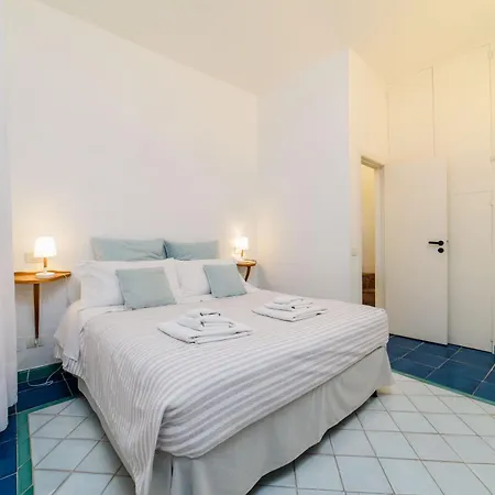 Panoramic Amalfitan Coast Hideaway Vietri